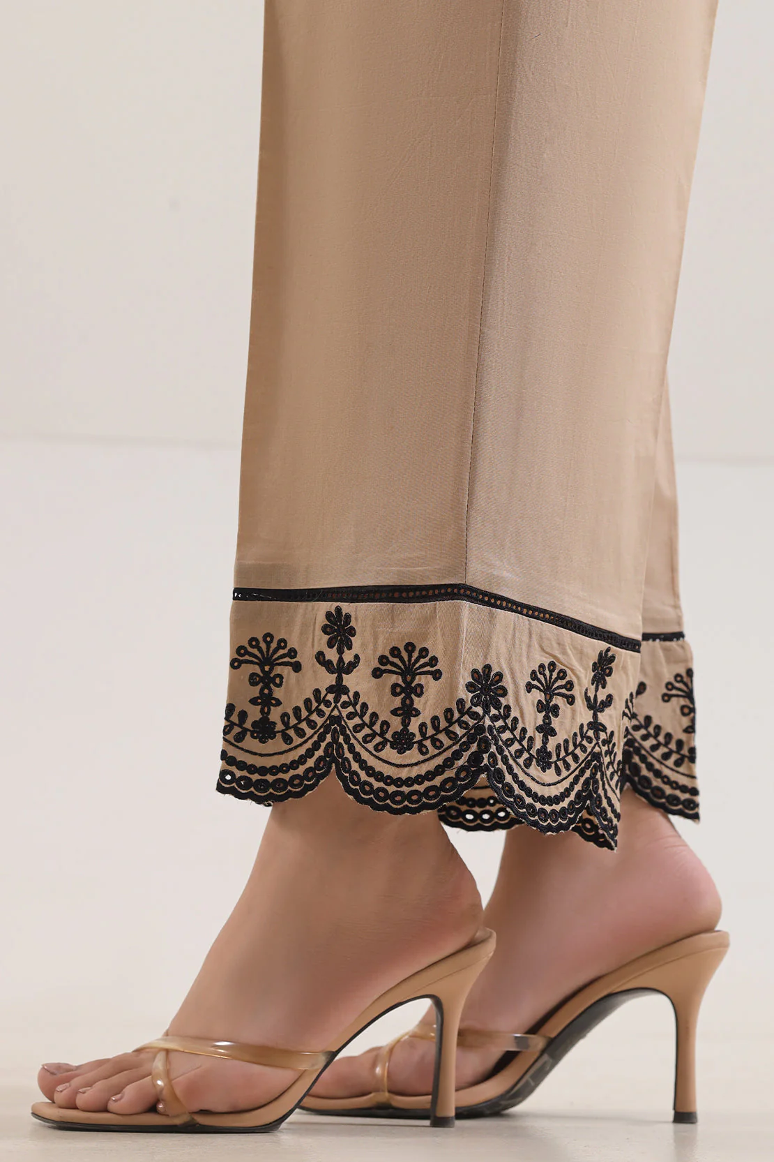 Embroidery Cambric Pant - Image 3