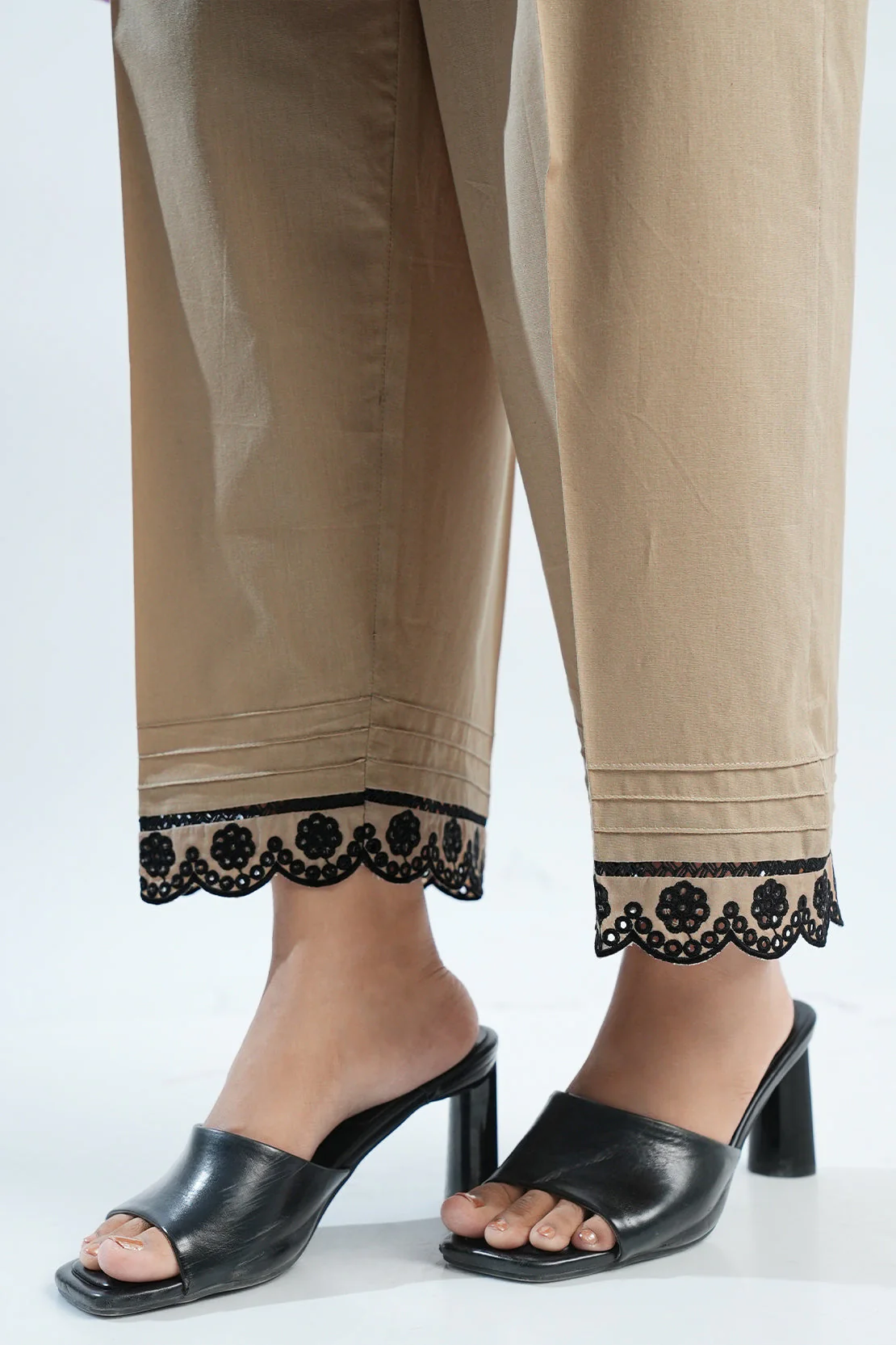 Embroidery Cambric Pant - Image 4