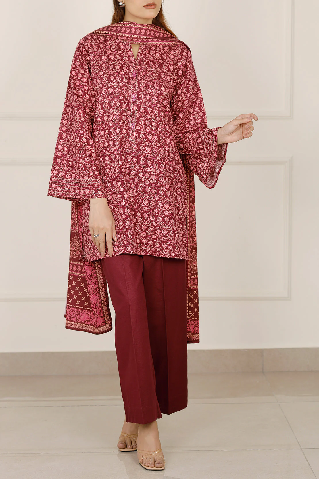Printed Khaddar Stitched 2 Piece (Shirt/Trouser) - Image 4