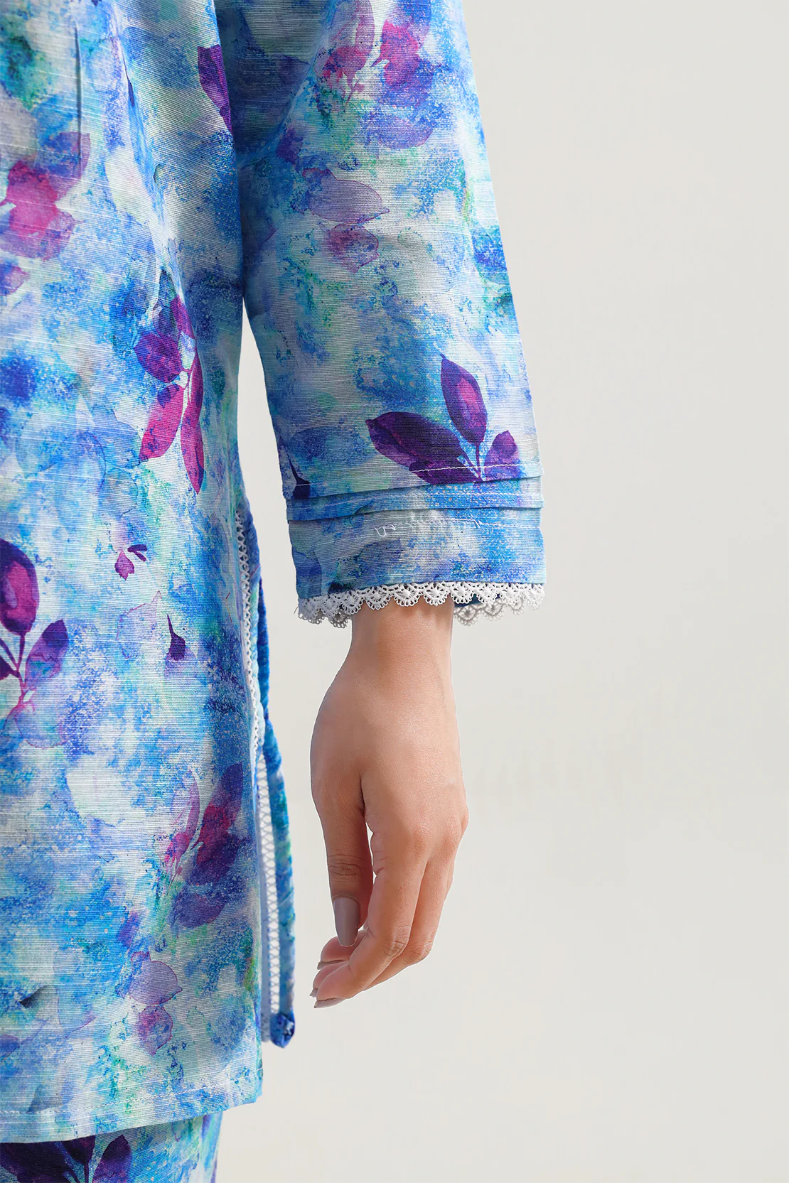 Printed Khaddar Stitched 2 Piece (Shirt/Trouser) - Image 5