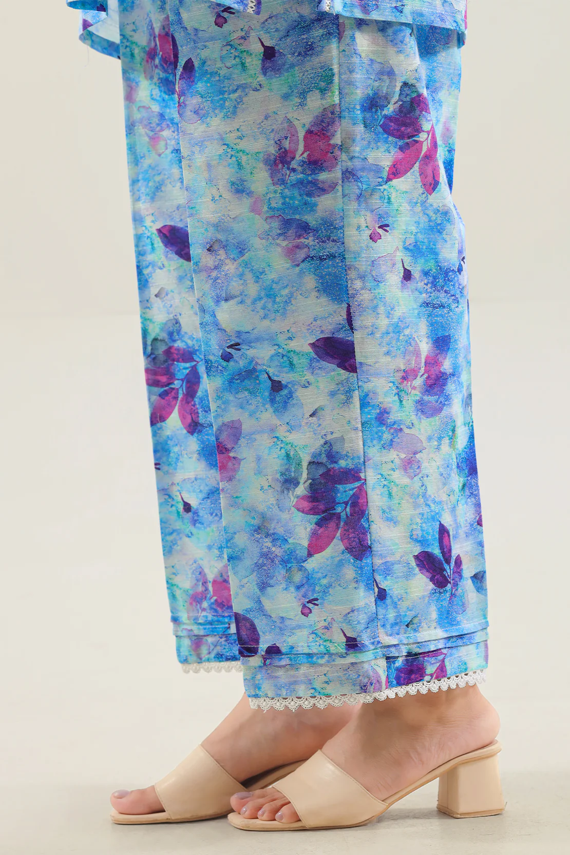 Printed Khaddar Stitched 2 Piece (Shirt/Trouser) - Image 6