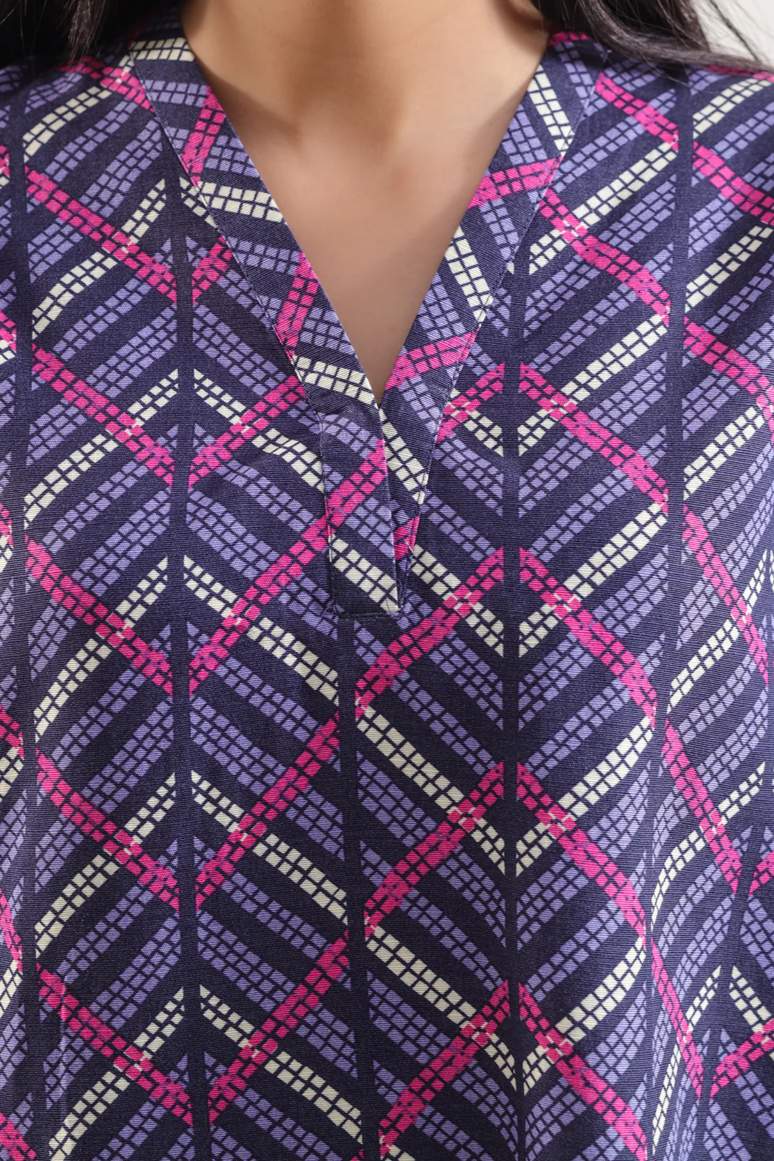 Printed Khaddar Stitched Shirt - Image 3