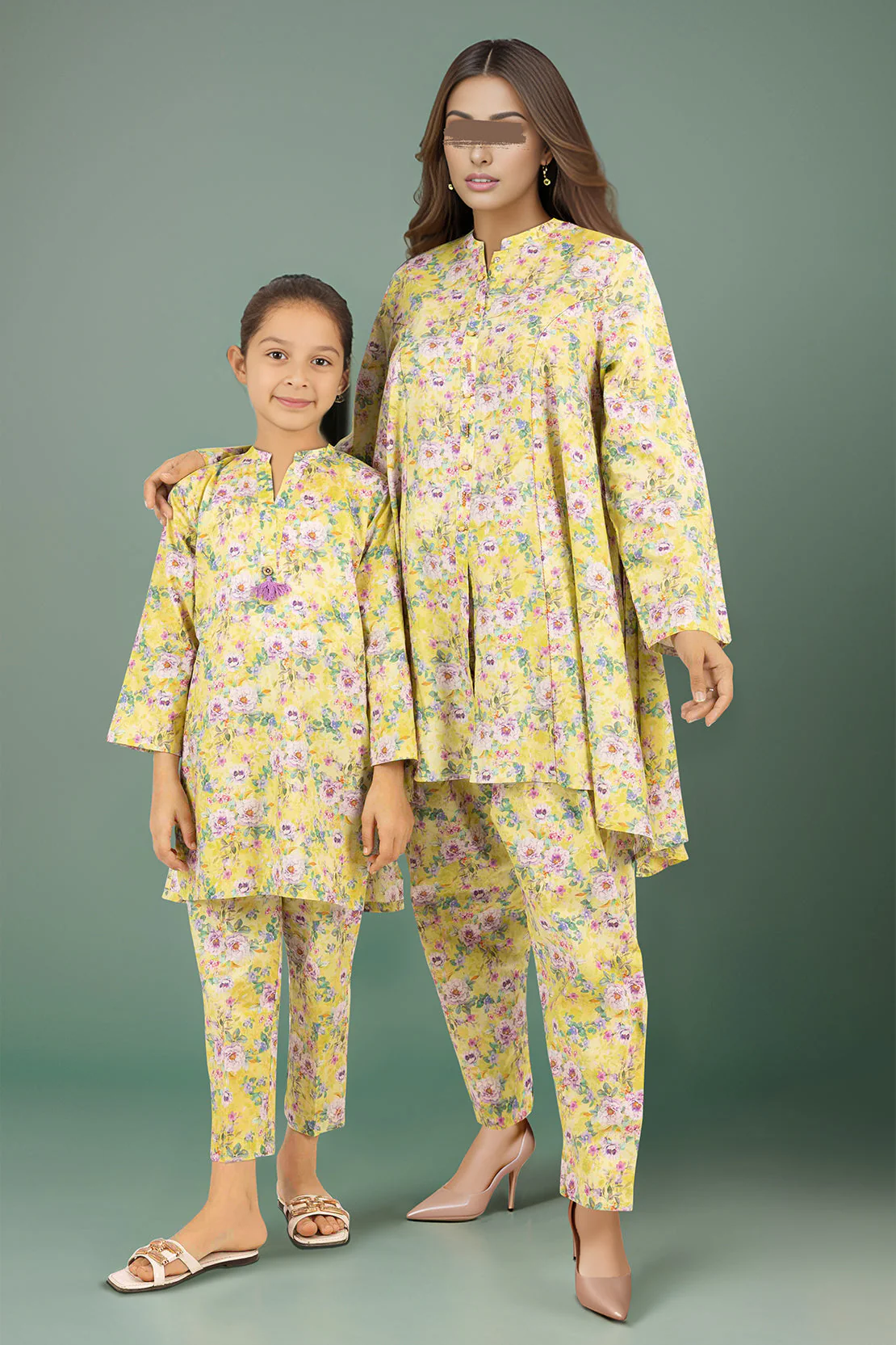 SAYA's Printed Cambric Stitched Mom And Daughter - Image 4