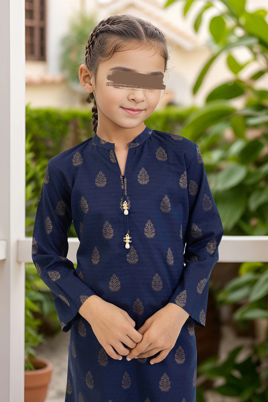 SAYA's Printed Cotton Jacquard Stitched For Mom And Daughter - Image 6