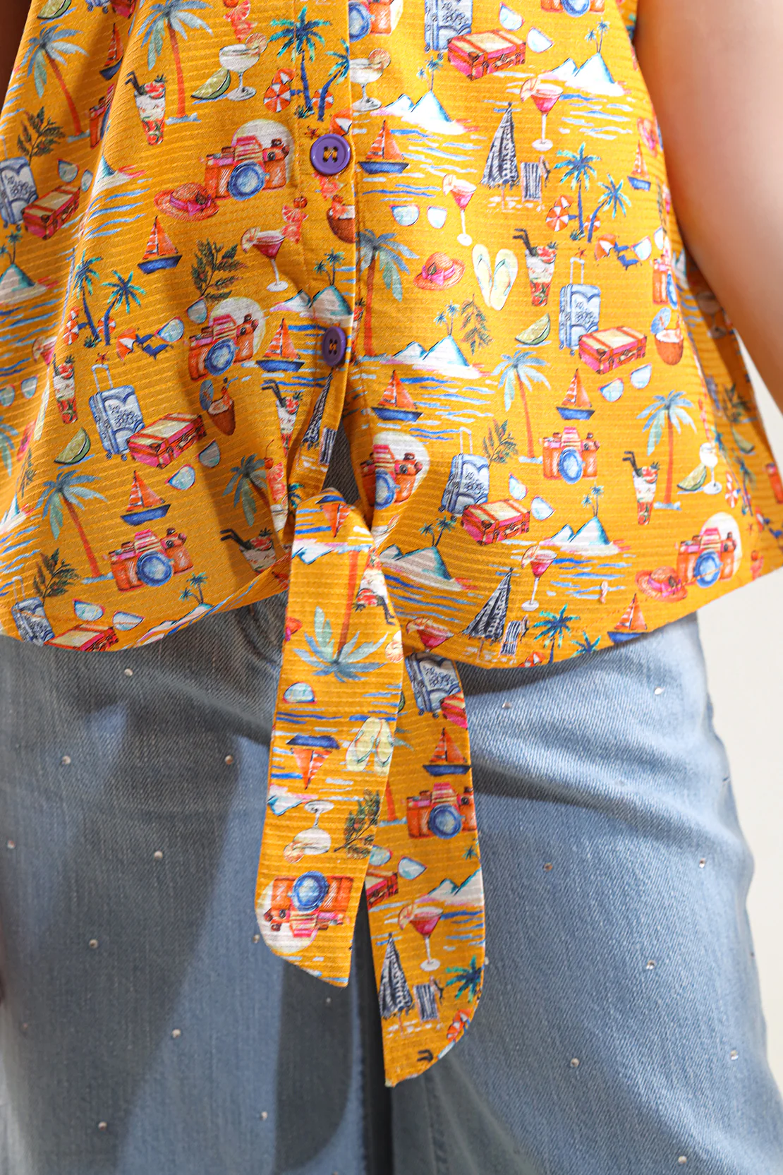 Stitched Cotton Dobby Printed Sleeveless Collared Shirt - Image 5