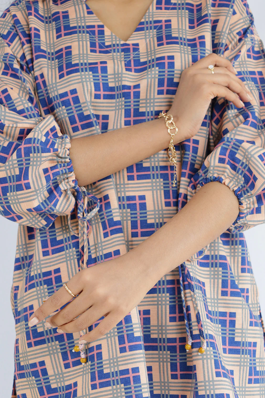 Stitched Printed Cotton Khaddar Shirt - Image 7